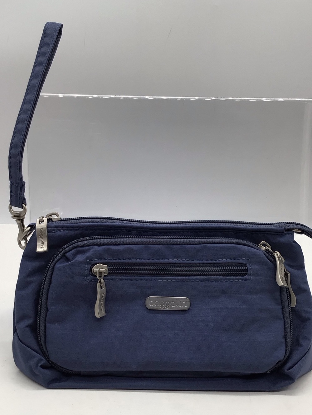 Baggallini Blue Nylon Wristlet